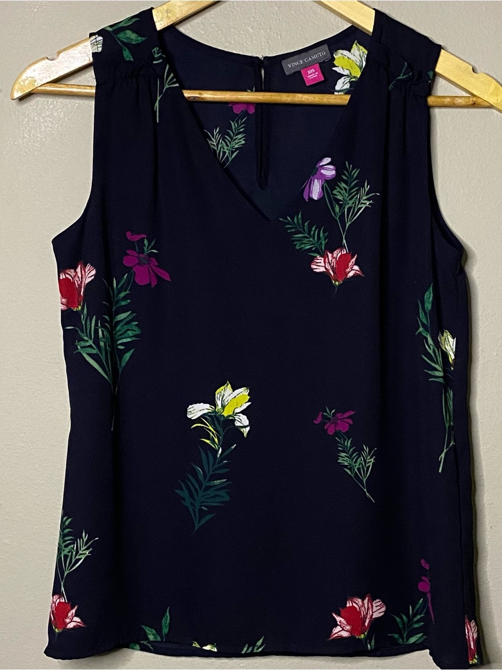 Vince Camuto Sleeveless Blouse Shell Women XXS Black Floral Lined Office Career